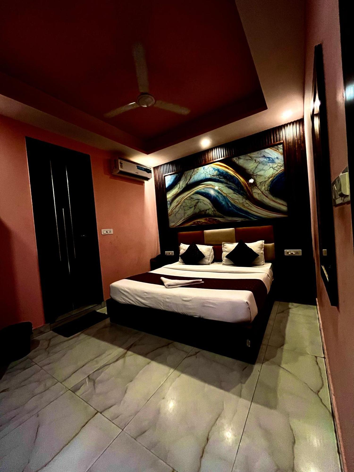 Jupiter Plaza Delhi Airport Hotel Nova Deli Exterior foto
