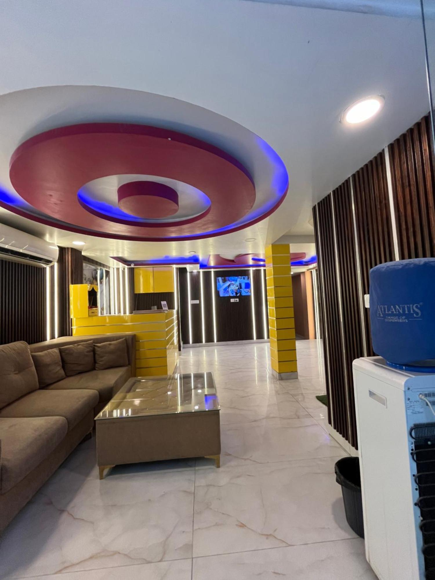 Jupiter Plaza Delhi Airport Hotel Nova Deli Exterior foto