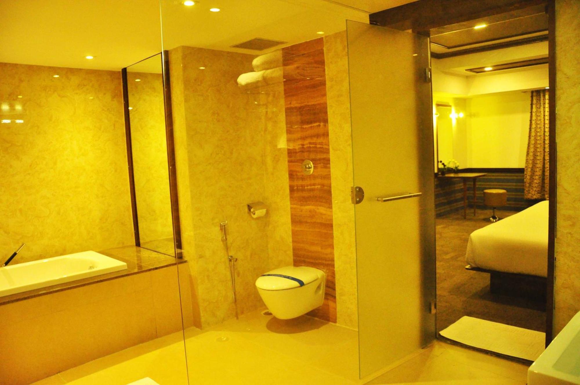 Jupiter Plaza Delhi Airport Hotel Nova Deli Exterior foto